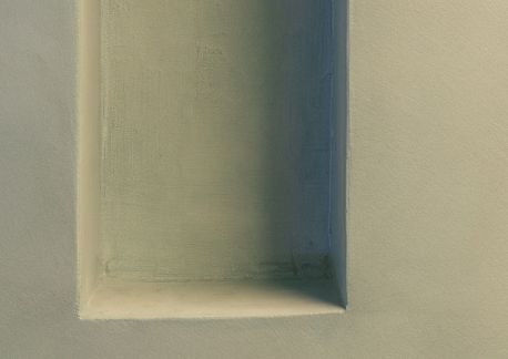 Nische mit fugenlosem Belag gemacht