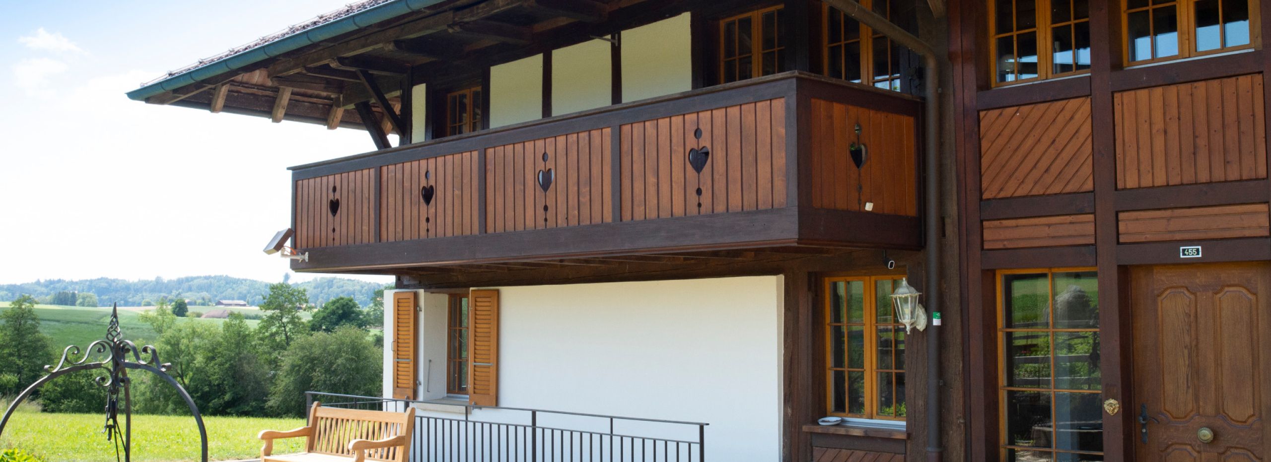 Kiefer Roten AG - Fassadenrenovation im Limpachtal